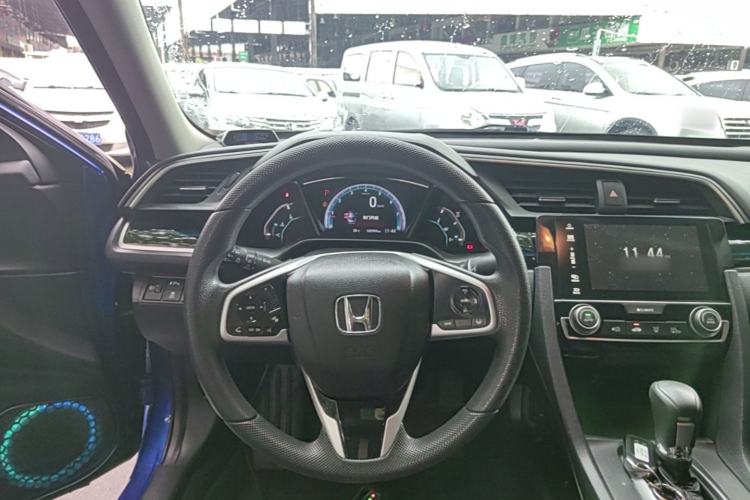 Used Honda Civic 2016 220TURBO CVT Luxury Edition Steering Wheel