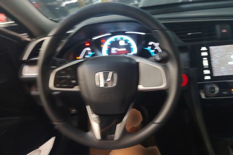 Used Honda Civic 2016 220TURBO CVT Luxury Edition Steering Wheel
