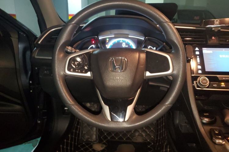 Used Honda Civic 2016 220TURBO CVT Luxury Edition Steering Wheel