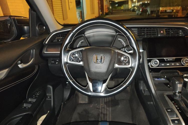 Used Honda Civic 2016 220TURBO CVT Luxury Edition Steering Wheel