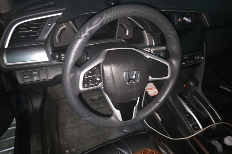 Used Honda Civic 2016 220TURBO CVT Luxury Edition Steering Wheel
