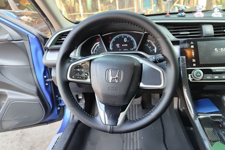 Used Honda Civic 2016 220TURBO CVT Luxury Edition Steering Wheel