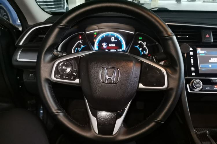 Used Honda Civic 2016 220TURBO CVT Luxury Edition Steering Wheel
