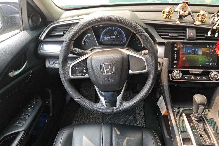 Used Honda Civic 2016 220TURBO CVT Luxury Edition Steering Wheel