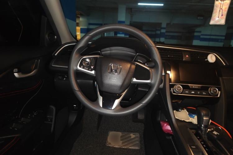 Used Honda Civic 2016 220TURBO CVT Luxury Edition Steering Wheel