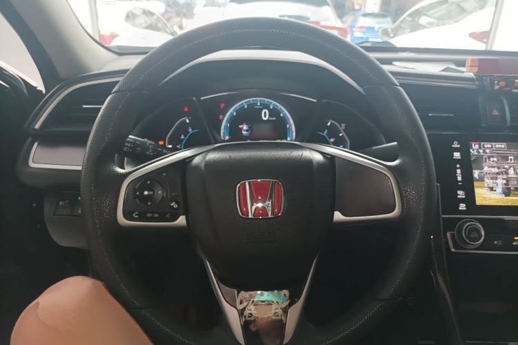 Used Honda Civic 2016 220TURBO CVT Luxury Edition Steering Wheel