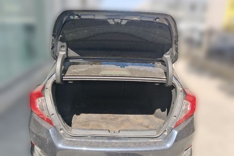 Used Honda Civic 2016 220TURBO CVT Luxury Edition Trunk