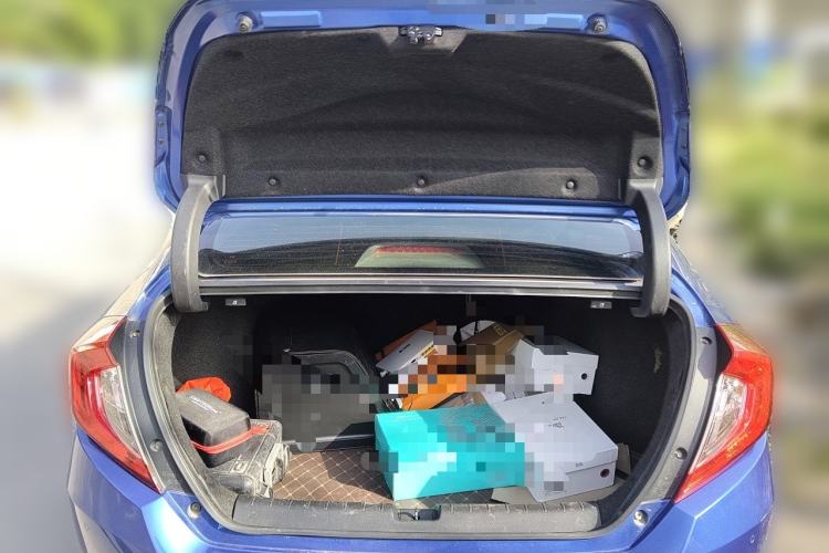 Used Honda Civic 2016 220TURBO CVT Prestige Edition Trunk