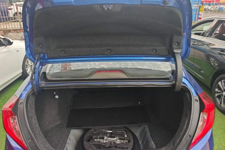 Used Honda Civic 2016 180TURBO CVT Comfort Version Trunk