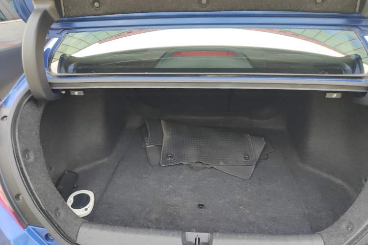 Used Honda Civic 2016 220TURBO CVT Prestige Edition Trunk