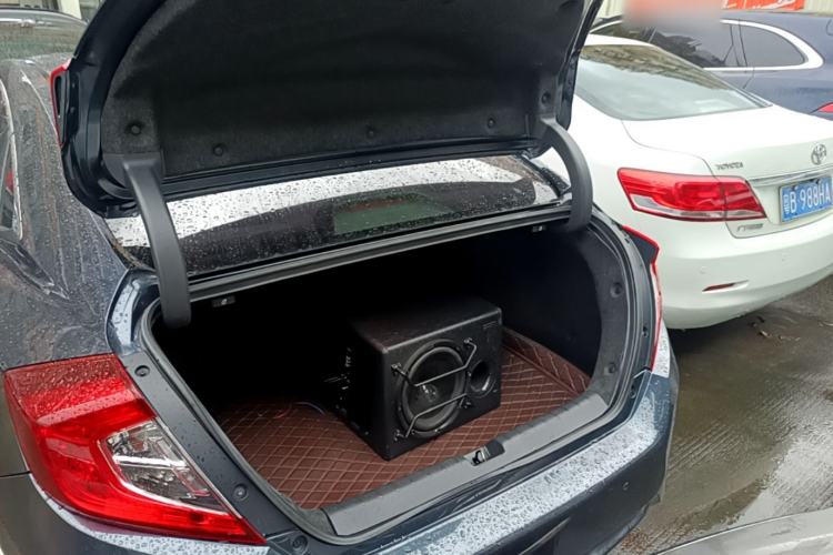 Used Honda Civic 2016 220TURBO CVT Luxury Edition Trunk