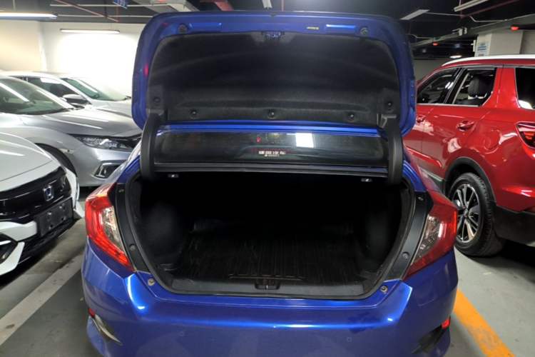 Used Honda Civic 2016 220TURBO Manual Luxury Edition Trunk