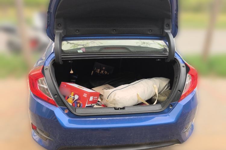 Used Honda Civic 2016 220TURBO CVT Luxury Edition Trunk