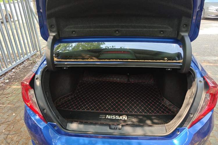 Used Honda Civic 2016 220TURBO CVT Luxury Edition Trunk
