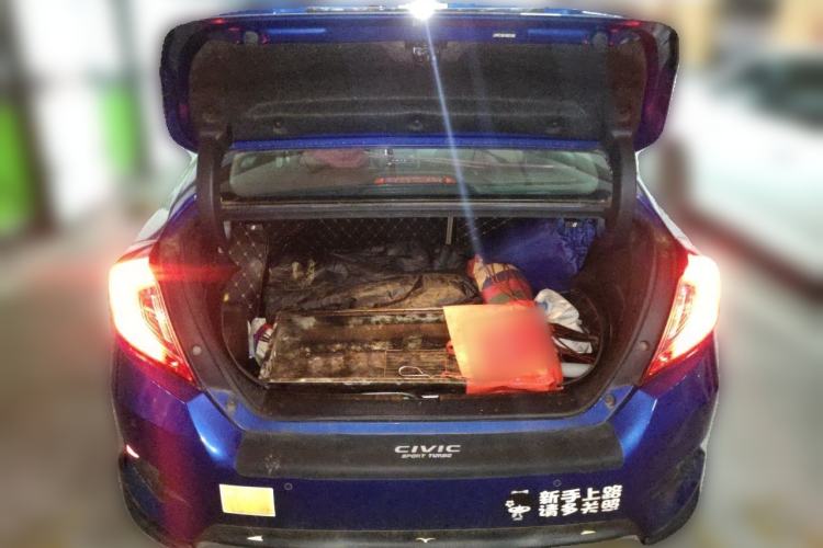 Used Honda Civic 2016 220TURBO CVT Luxury Edition Trunk