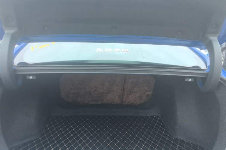 Used Honda Civic 2016 220TURBO CVT Luxury Edition Trunk