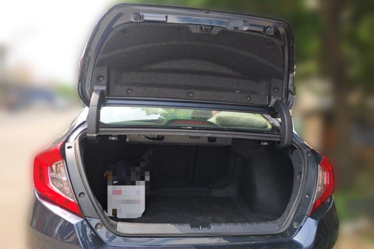 Used Honda Civic 2016 220TURBO CVT Luxury Edition Trunk