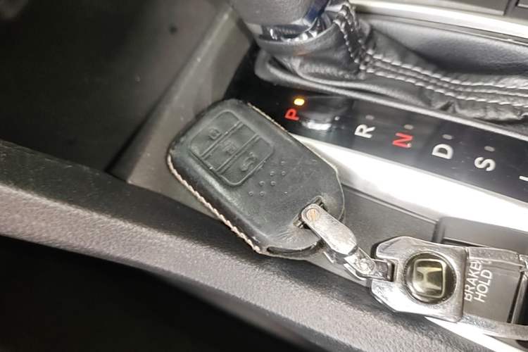 Used Honda Civic 2016 220TURBO CVT Luxury Edition Vehicle Key