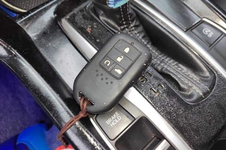 Used Honda Civic 2016 220TURBO CVT Luxury Edition Vehicle Key