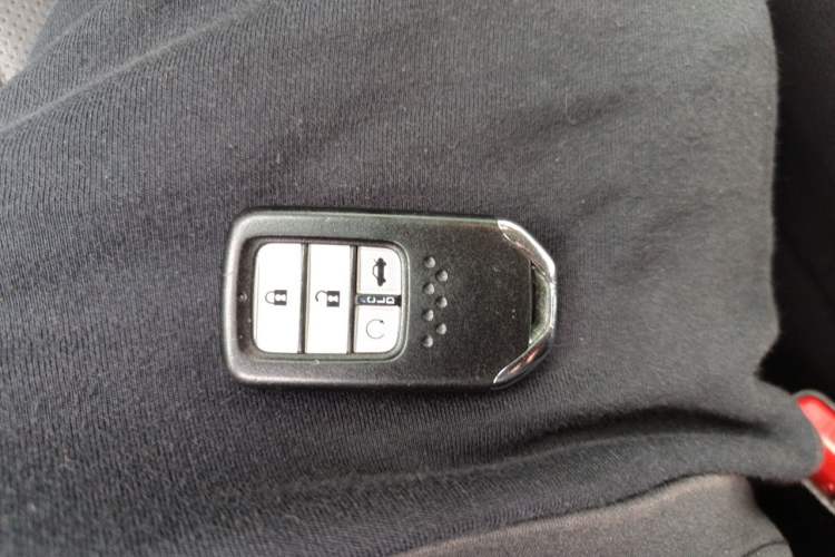 Used Honda Civic 2016 220TURBO CVT Prestige Edition Vehicle Key