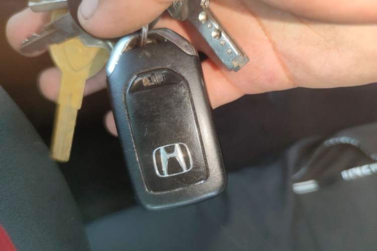 Used Honda Civic 2016 220TURBO Manual Luxury Edition Vehicle Key
