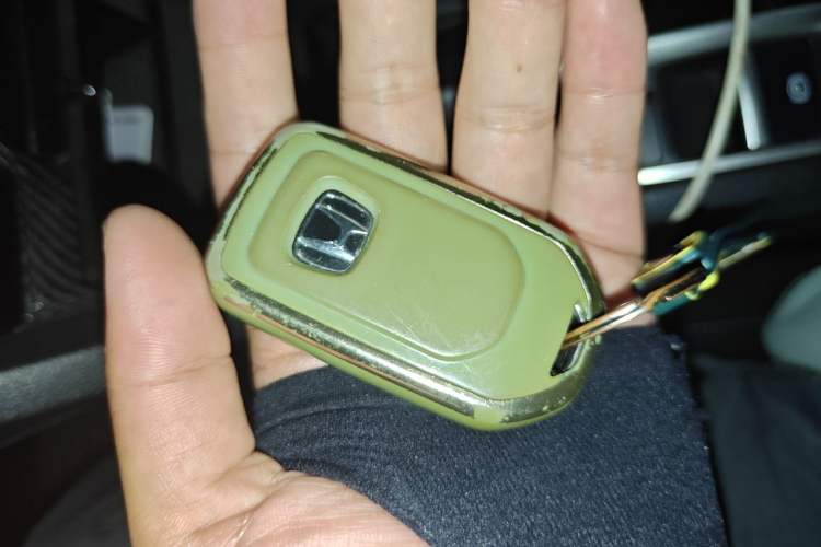 Used Honda Civic 2016 220TURBO CVT Luxury Edition Vehicle Key
