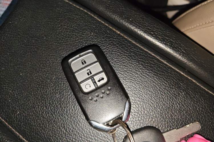 Used Honda Civic 2016 220TURBO CVT Prestige Edition Vehicle Key