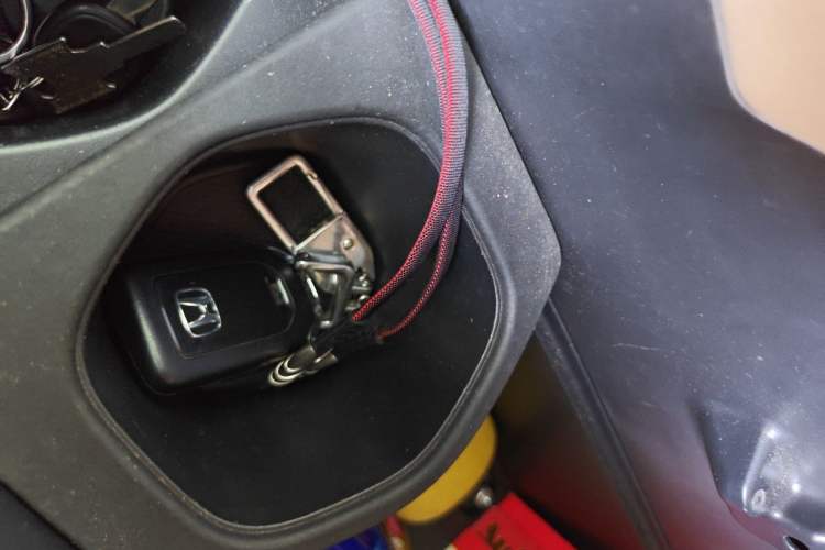 Used Honda Civic 2016 220TURBO CVT Luxury Edition Vehicle Key