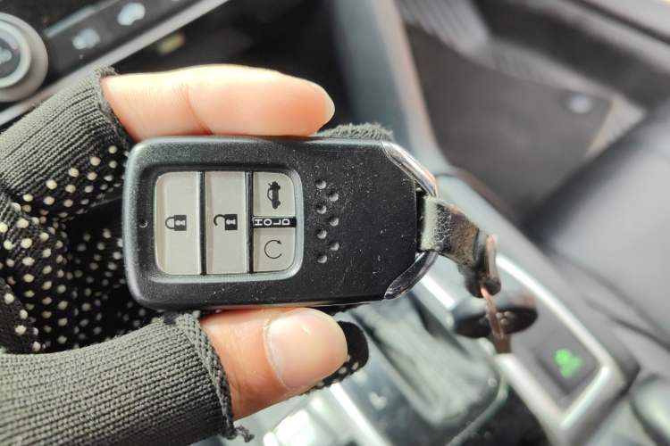 Used Honda Civic 2016 220TURBO CVT Luxury Edition Vehicle Key
