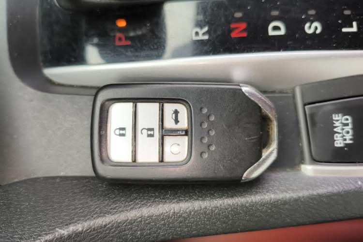 Used Honda Civic 2016 220TURBO CVT Luxury Edition Vehicle Key