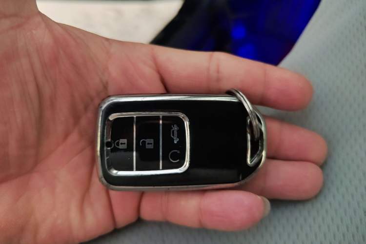 Used Honda Civic 2016 220TURBO CVT Luxury Edition Vehicle Key