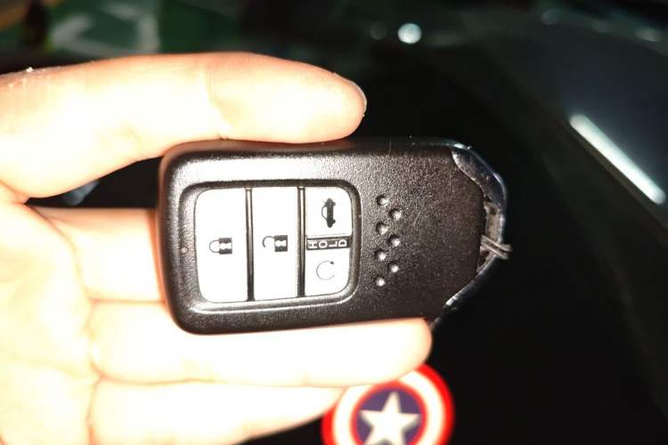 Used Honda Civic 2016 220TURBO CVT Luxury Edition Vehicle Key
