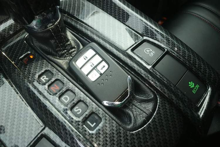Used Honda Civic 2016 220TURBO CVT Luxury Edition Vehicle Key