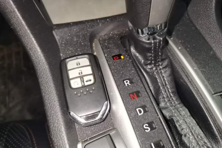 Used Honda Civic 2016 220TURBO CVT Luxury Edition Vehicle Key