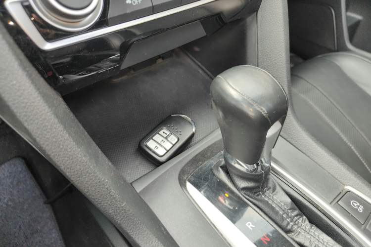 Used Honda Civic 2016 220TURBO CVT Prestige Edition Vehicle Key