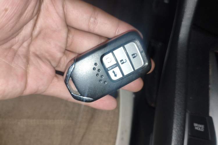 Used Honda Civic 2016 220TURBO CVT Luxury Edition Vehicle Key