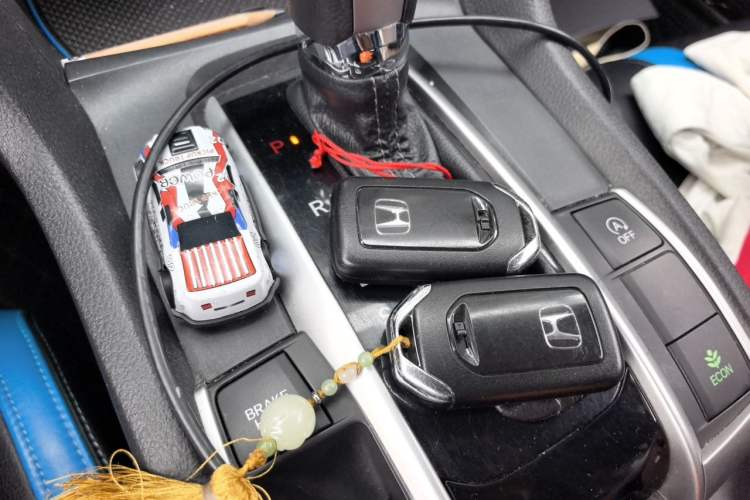 Used Honda Civic 2016 220TURBO CVT Luxury Edition Vehicle Key