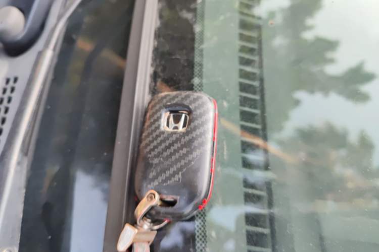 Used Honda Civic 2016 220TURBO CVT Luxury Edition Vehicle Key