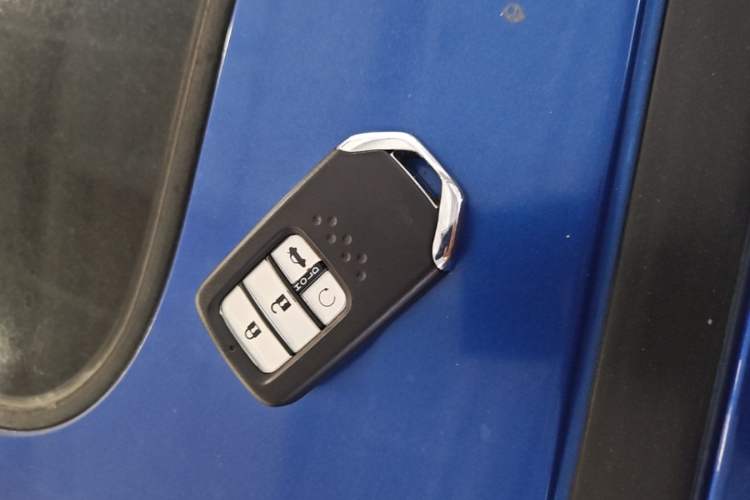 Used Honda Civic 2016 220TURBO CVT Luxury Edition Vehicle Key