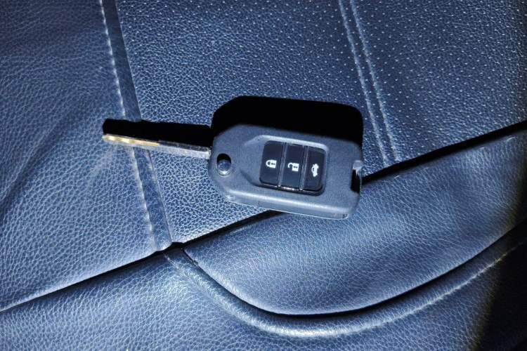 Used Honda Civic 2016 180TURBO CVT Comfort Version Vehicle Key