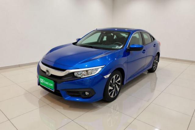 Ojetý Honda Civic 2016 220TURBO CVT Luxury Edition