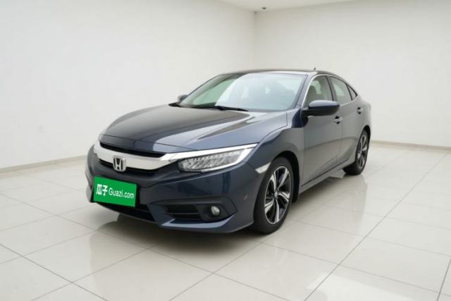Ojetý Honda Civic 2016 220TURBO CVT Prestige Edition