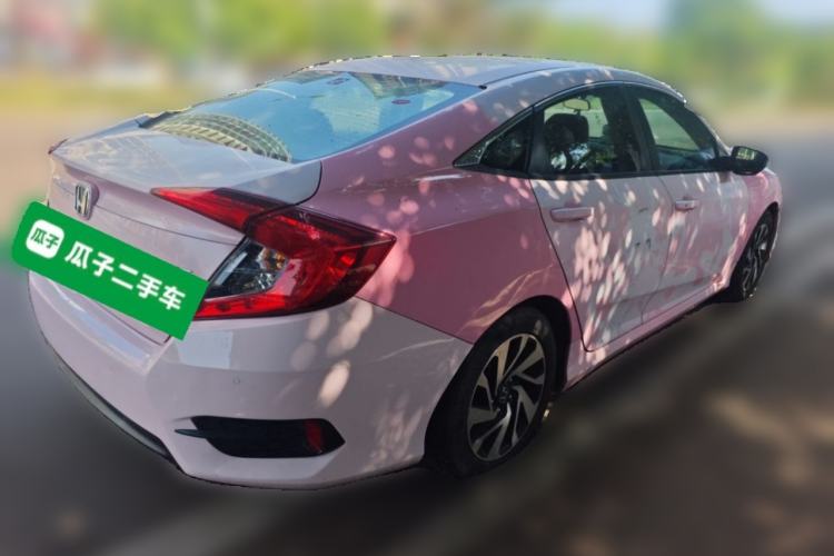 Used Honda Civic 2016 220TURBO Manual Luxury Edition Rear Right 45 Deg