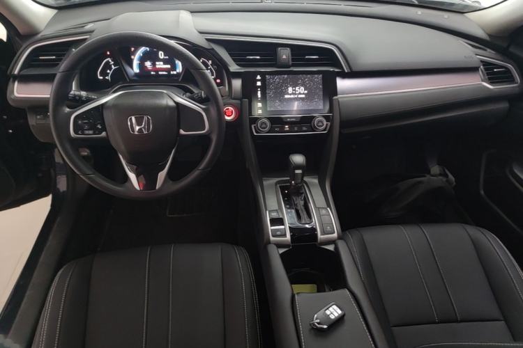 Used Honda Civic 2016 220TURBO CVT Luxury Edition Center Console