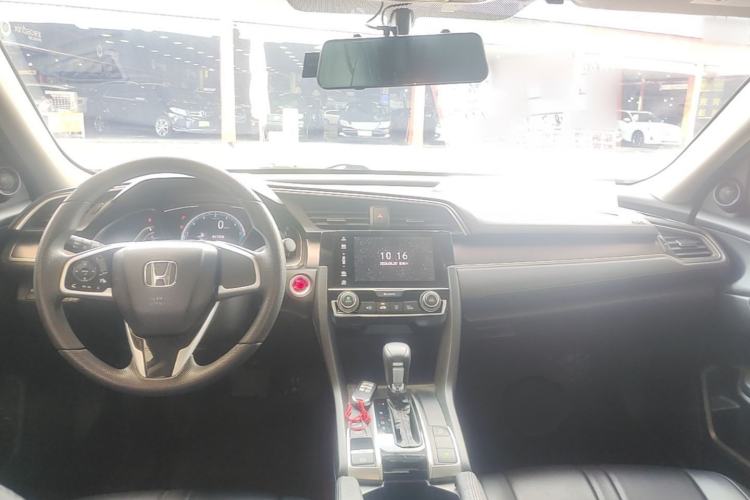 Used Honda Civic 2016 220TURBO CVT Luxury Edition Center Console