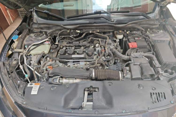 Used Honda Civic 2016 220TURBO CVT Luxury Edition Engine Bay