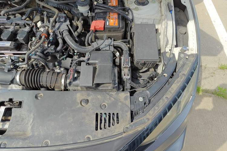 Used Honda Civic 2016 220TURBO CVT Luxury Edition Engine Bay Left