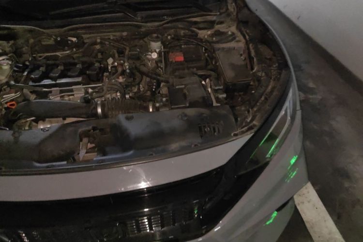 Used Honda Civic 2016 220TURBO CVT Luxury Edition Engine Bay Left