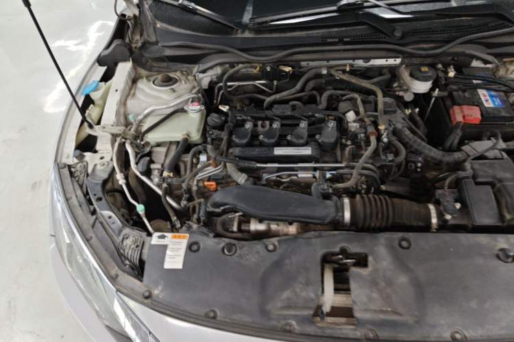 Used Honda Civic 2016 220TURBO CVT Luxury Edition Engine Bay Right
