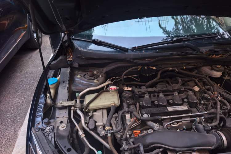 Used Honda Civic 2016 220TURBO CVT Luxury Edition Engine Bay Right